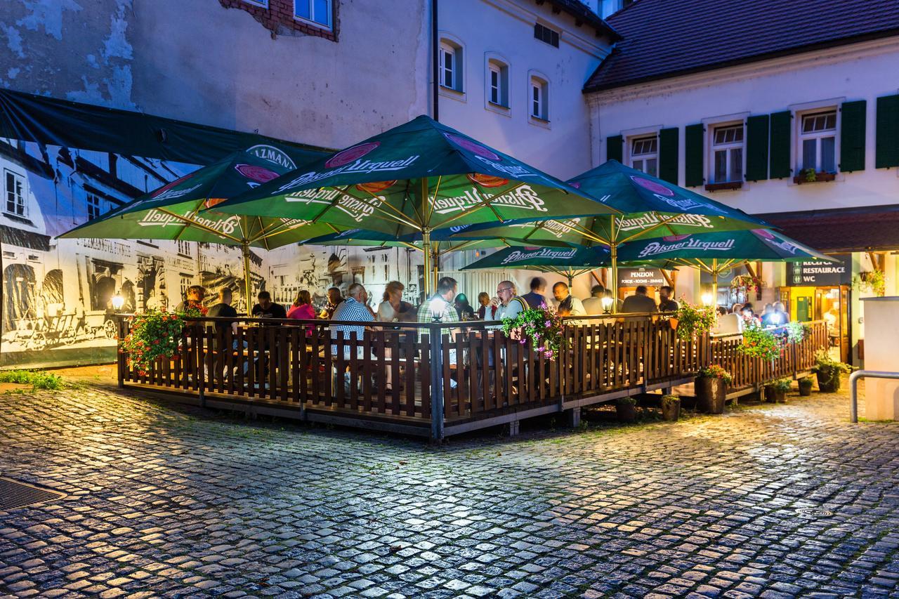 Hotel U Salzmannu Plzeň Exteriör bild
